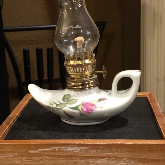 Porcelain Oil Lamy - Picture 2 of 6